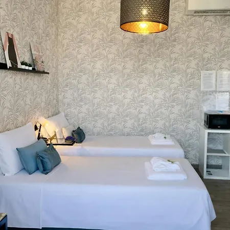 La Red Aparthotel