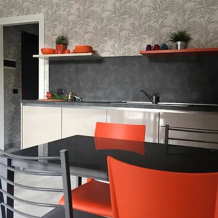 La Red Aparthotel Rho